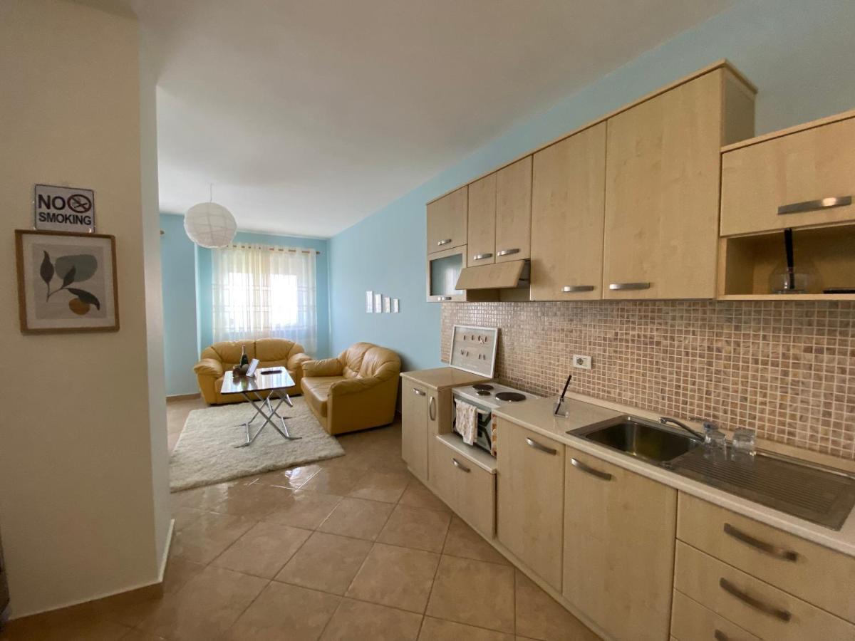 Seashell Apartment Durres Exterior photo