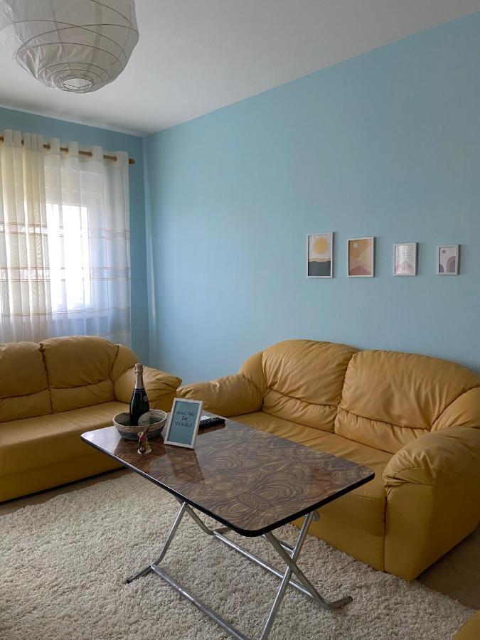 Seashell Apartment Durres Exterior photo